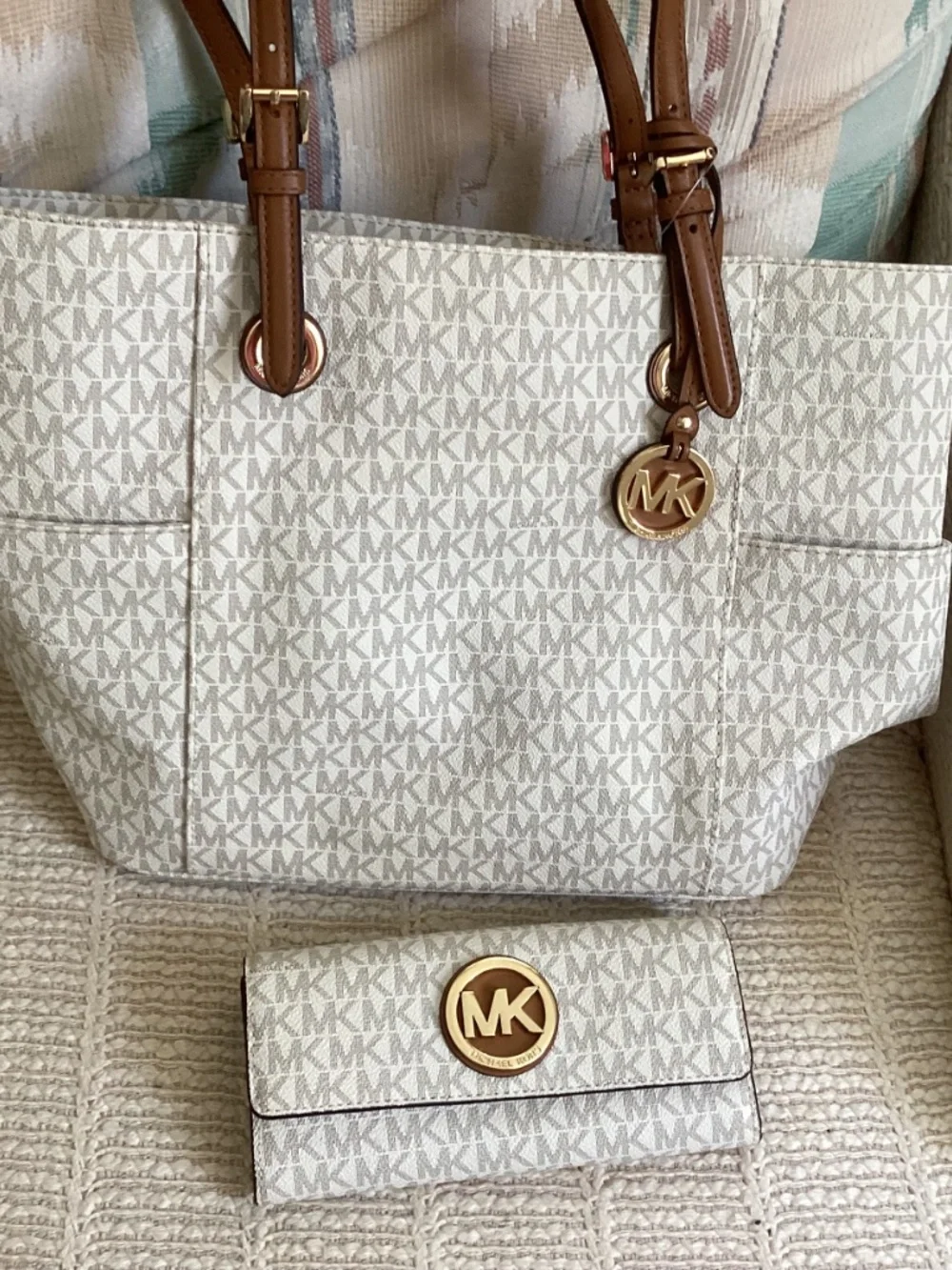 NWT Michael Kors set - bag, wallet and credit card holder - Picture 7 of 7